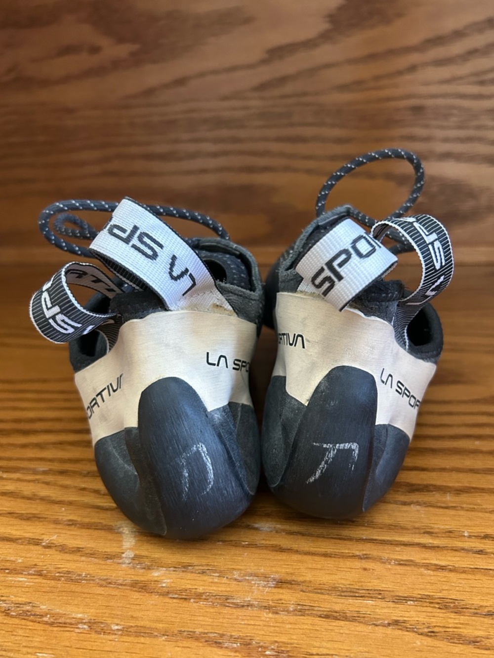 La Sportiva Katana Lace Climbing Shoes size 40 1/2 - Picture 3 of 10